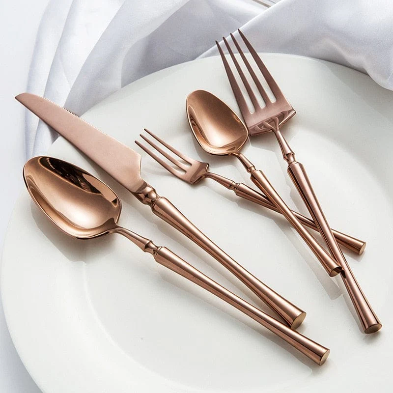 Sevilla Tableware Set by Tilly - Image 2